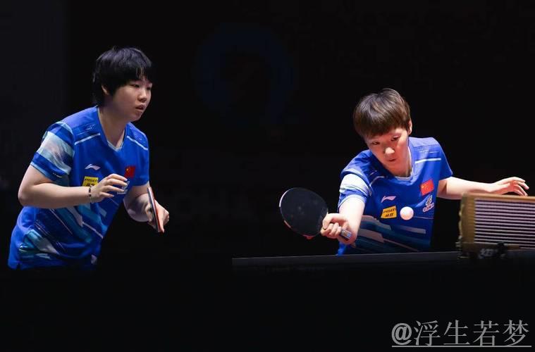 蒯曼与王曼昱成功晋级女子单打决赛 蒯曼与王曼昱成功晋级女子单打决赛