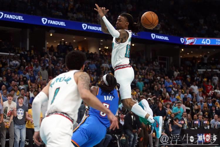 莫兰特或无缘出战,灰熊对阵爵士前瞻:场均17.9分3.5篮板7.6助攻 莫兰特或无缘出战,灰熊对阵爵士前瞻:场均17.9分3.5篮板7.6助攻